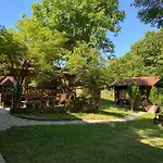 Semesterbostad паздерите Apriltsi (Lovech)