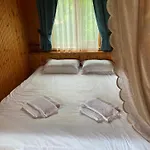 паздерите Semesterbostad Apriltsi (Lovech)