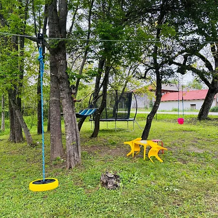 паздерите 度假居 阿普里尔齐