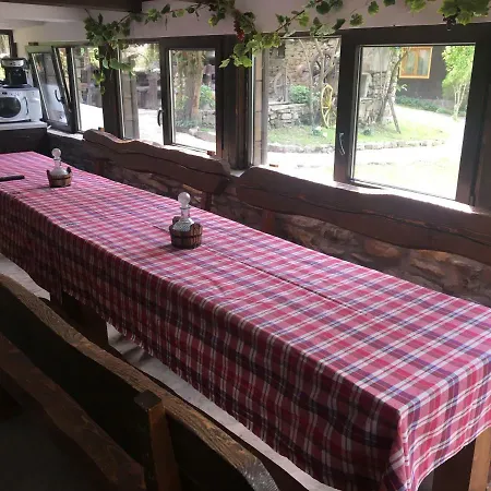 паздерите * 阿普里尔齐