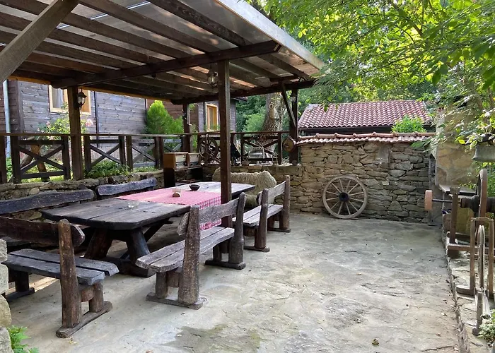 паздерите * Apriltsi (Lovech)