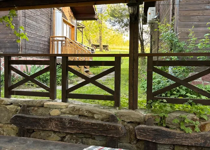 паздерите 阿普里尔齐