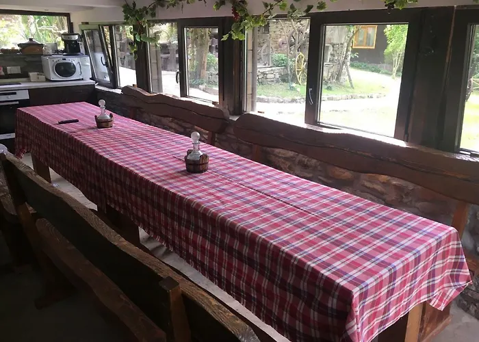 паздерите * 阿普里尔齐